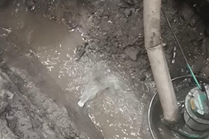 上饶地下室伸缩缝堵漏视频
